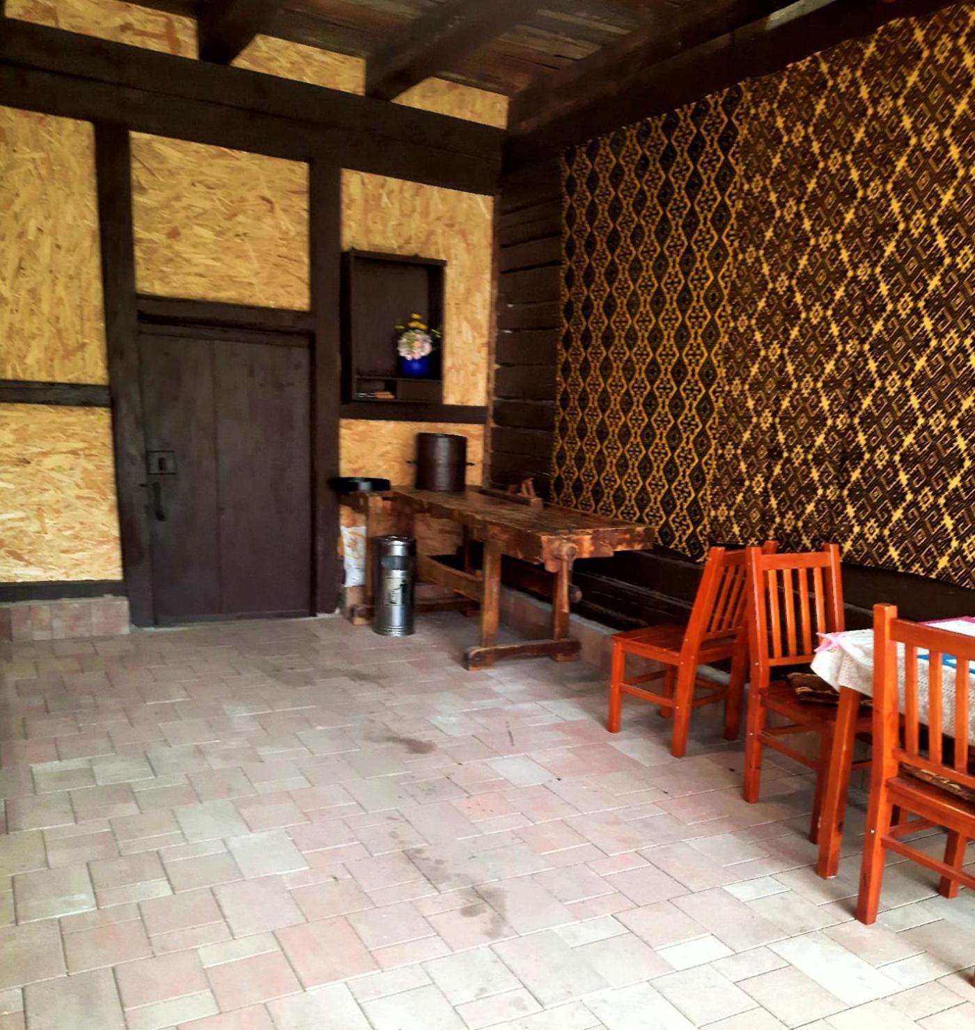 Pensiunea Bendorfeanu Rasinari Luaran gambar